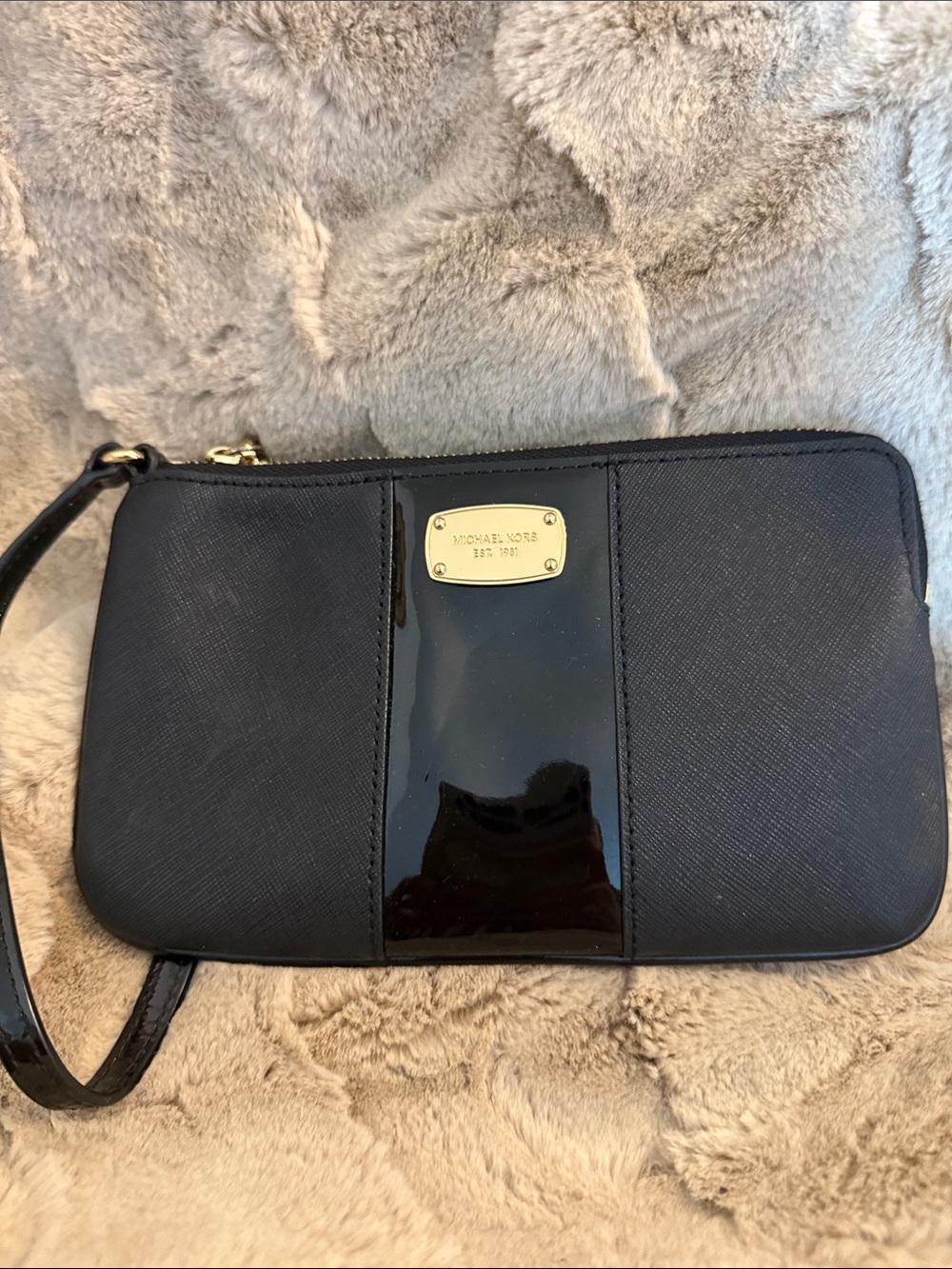 Michael Kors Jet Set Black Leather Wristlet Saffiano & Patan Leather NWOT